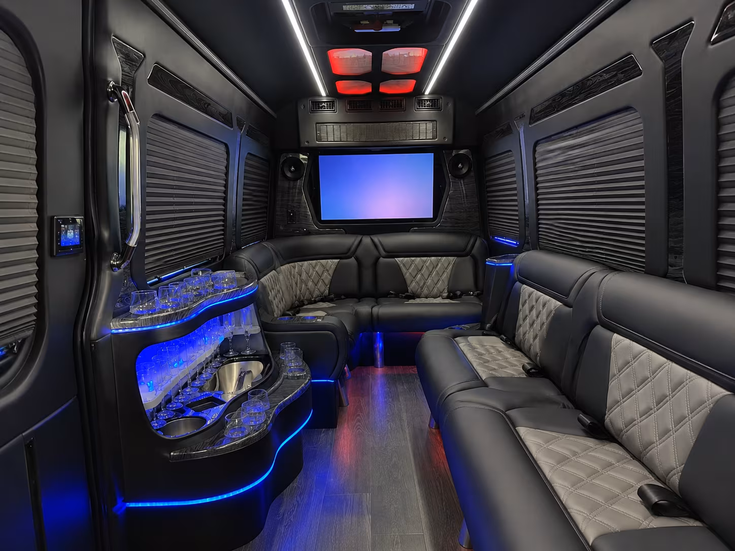 Rent a Bus to DKR-Texas Memorial Stadium
