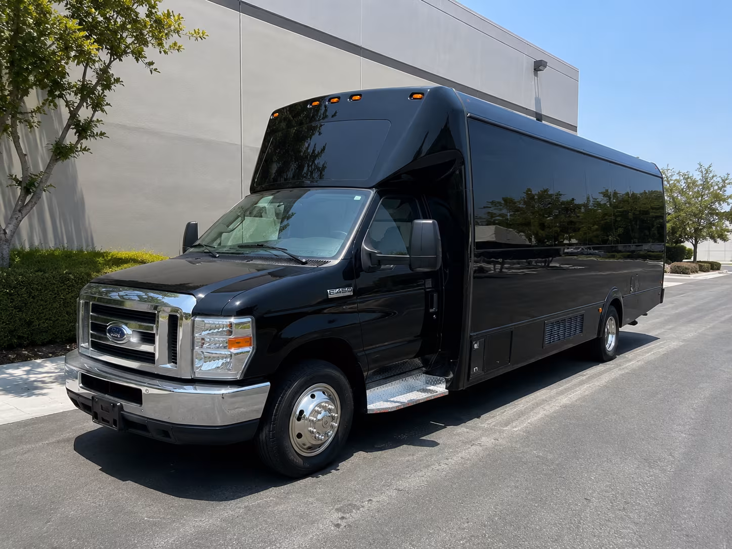 Austin Winery Tour & Pub Crawl Transportation pickup coordination
