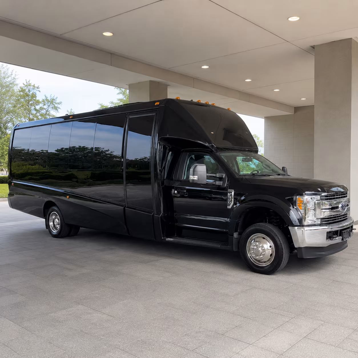 Austin Winery Tour & Pub Crawl Transportation