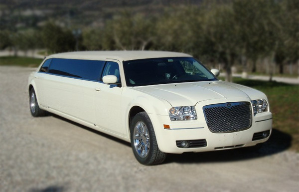 Austin White Chrysler Limo